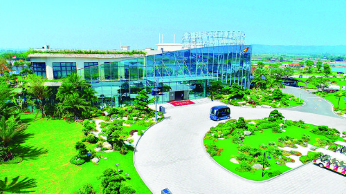     潼湖科技小鎮產業發展中心一角?；葜萑請笥浾吡蛀惥?魏怡蘭 通訊員古觀連 黃怡敏 攝