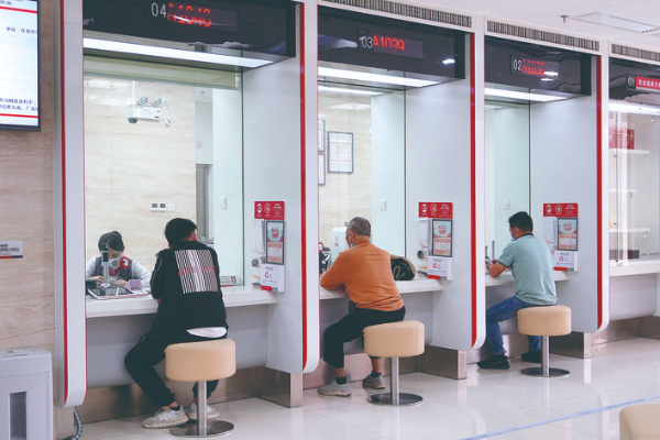 貸款市場報價利率(LPR)調整對存量住房商業貸款者來說也是利好。 惠州日報記者周楠 攝