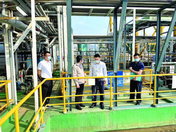 聯合監督檢查組深入一線開展安全生產專項監督檢查。