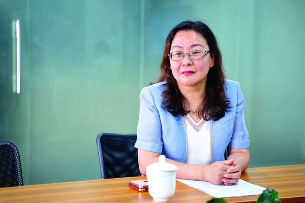 <p> 秘海英。</p>