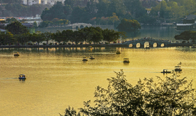 西湖十八景_蘇堤玩月